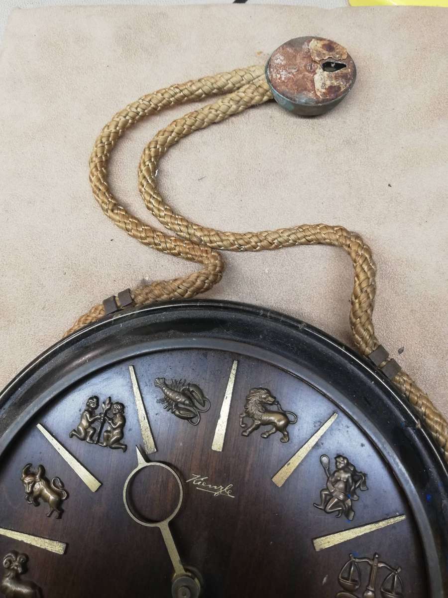 VINTAGE ART DECO KIENZLE ZODIAC SIGNS WALL CLOCK HEINRICH MOELLER