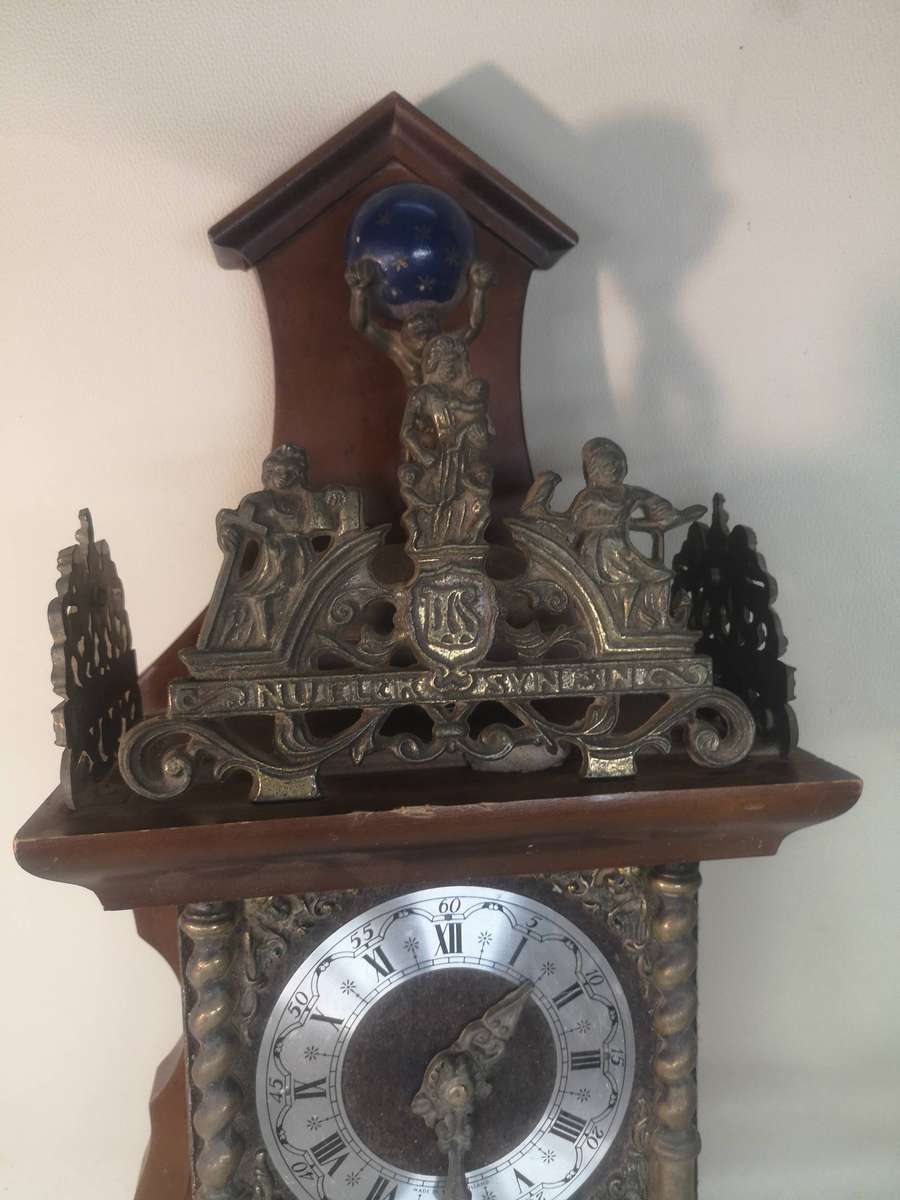 Zaandam Zaanse Dutch Wall Hanging Pendulum Clock