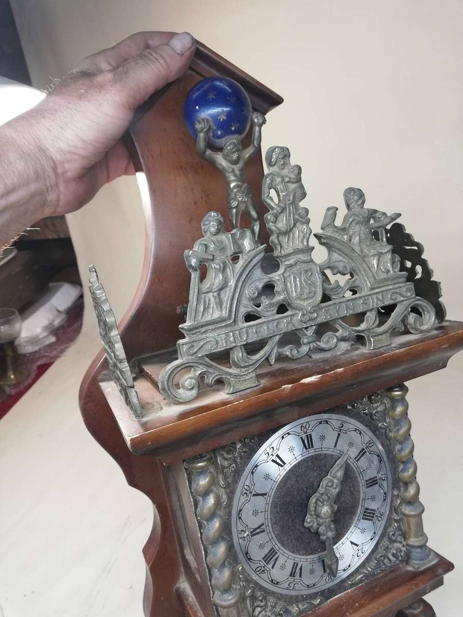 Zaandam Zaanse Dutch Wall Hanging Pendulum Clock