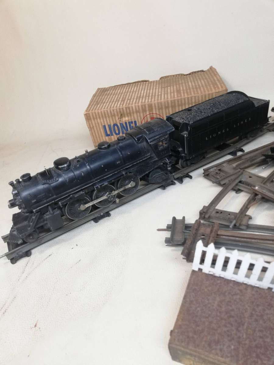0 Gauge Lionel Pre War Train, Tender, Tracks Exetra Exetra