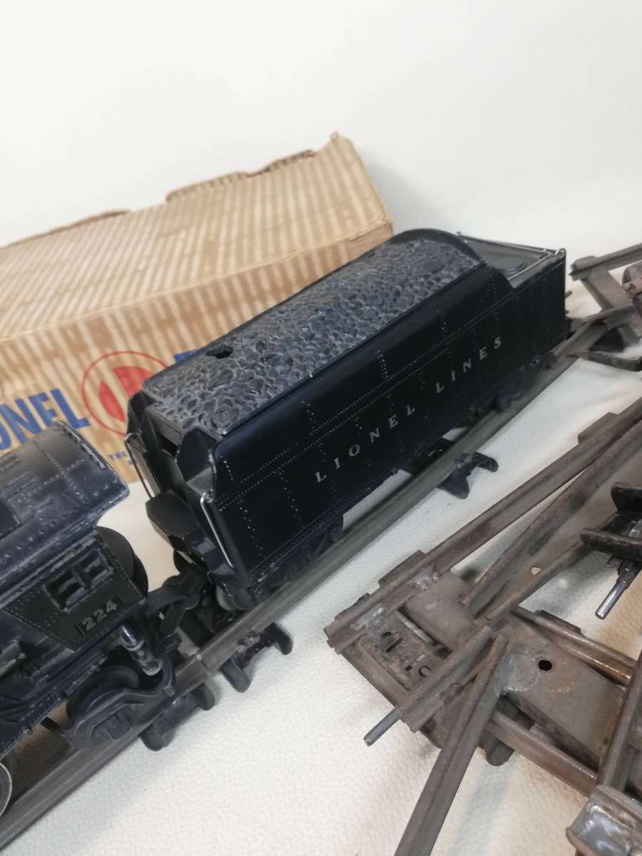 0 Gauge Lionel Pre War Train, Tender, Tracks Exetra Exetra