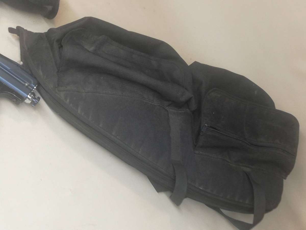 Spyder TL-X Paintball Gun with hopper and Padded Gun Bag - Working Condition