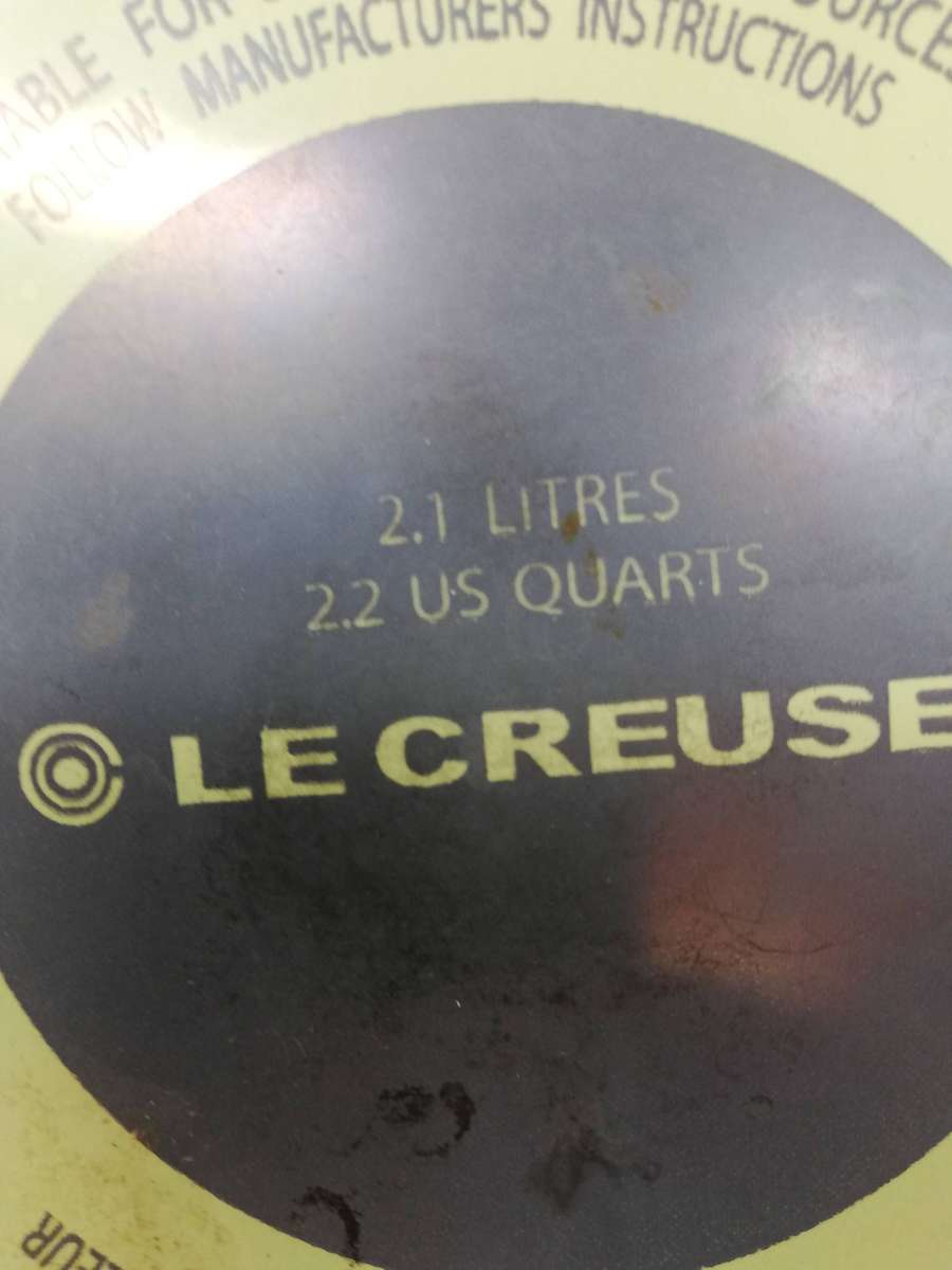 Stunning Le Creuset Whistling Teakettle - 2.1L