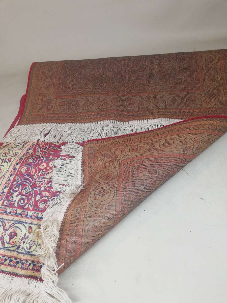 Stunning Persian Viscose Area Rug - 1100 x 660mm