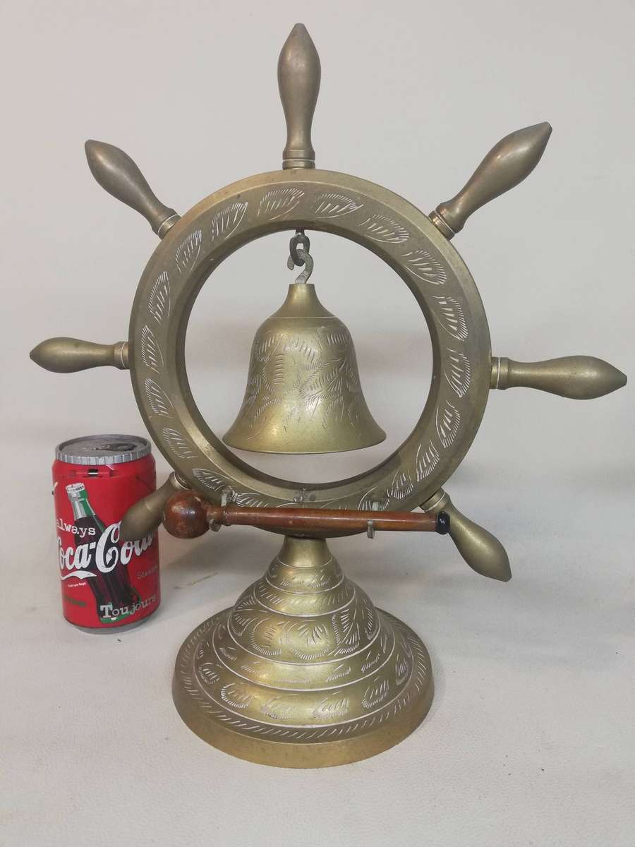 Vintage Ships Wheel Solid Brass dinner Gong Bell