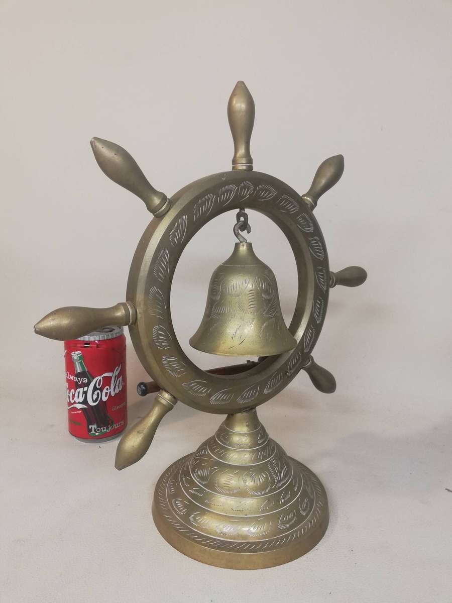 Vintage Ships Wheel Solid Brass dinner Gong Bell