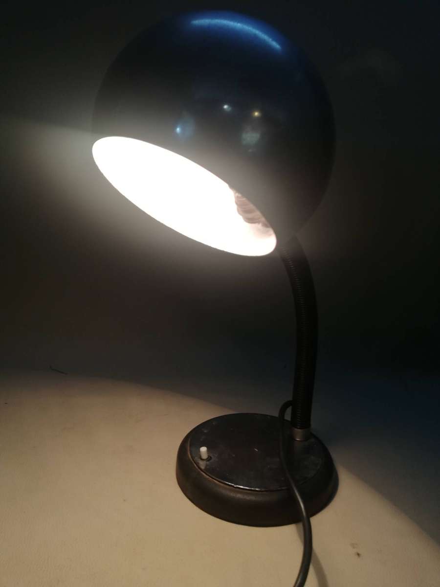 Vintage Mid-Century Space Age Chrome Eyeball Gooseneck Desk Lamp