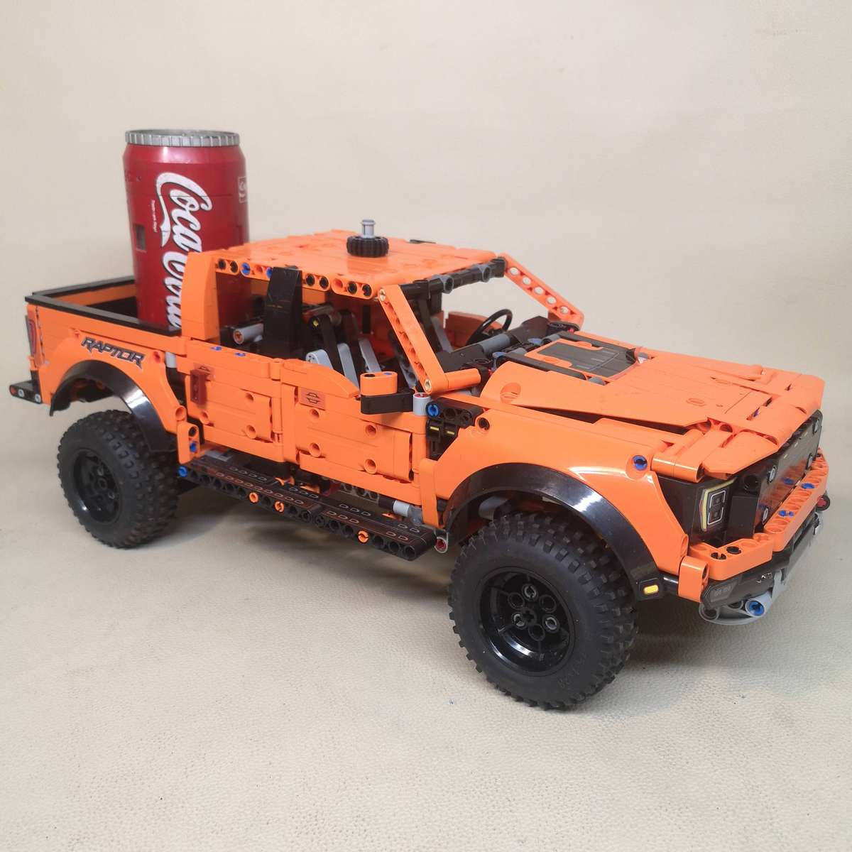 Very Large Ford F-150 Raptor Off Road Pickup Truck - 1379 Pcs - Complete