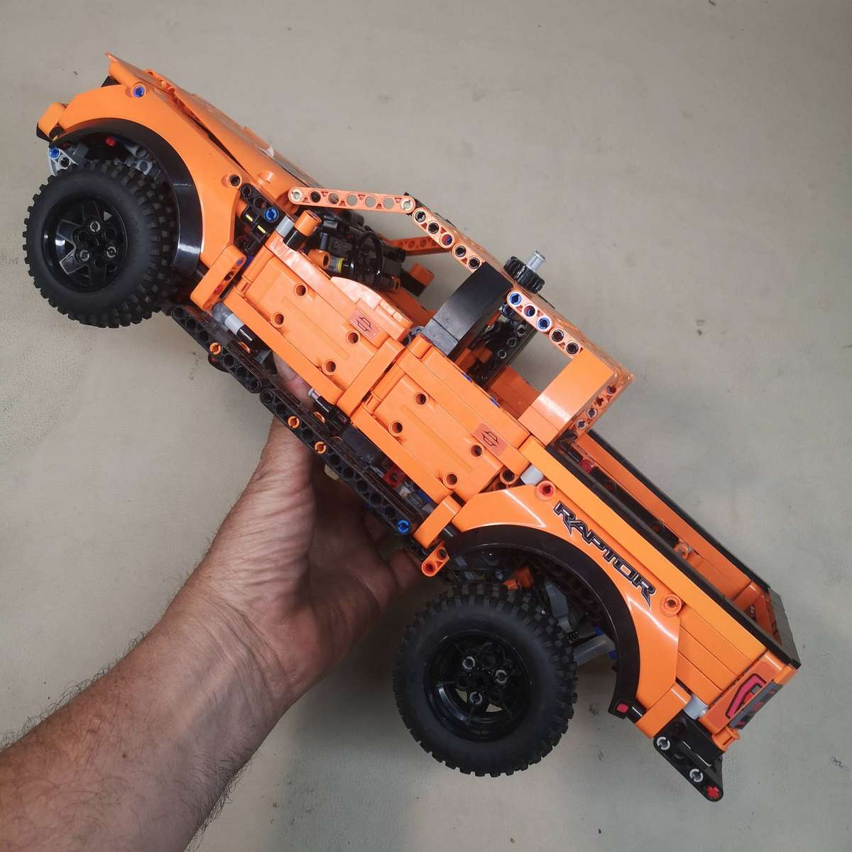 Very Large Ford F-150 Raptor Off Road Pickup Truck - 1379 Pcs - Complete