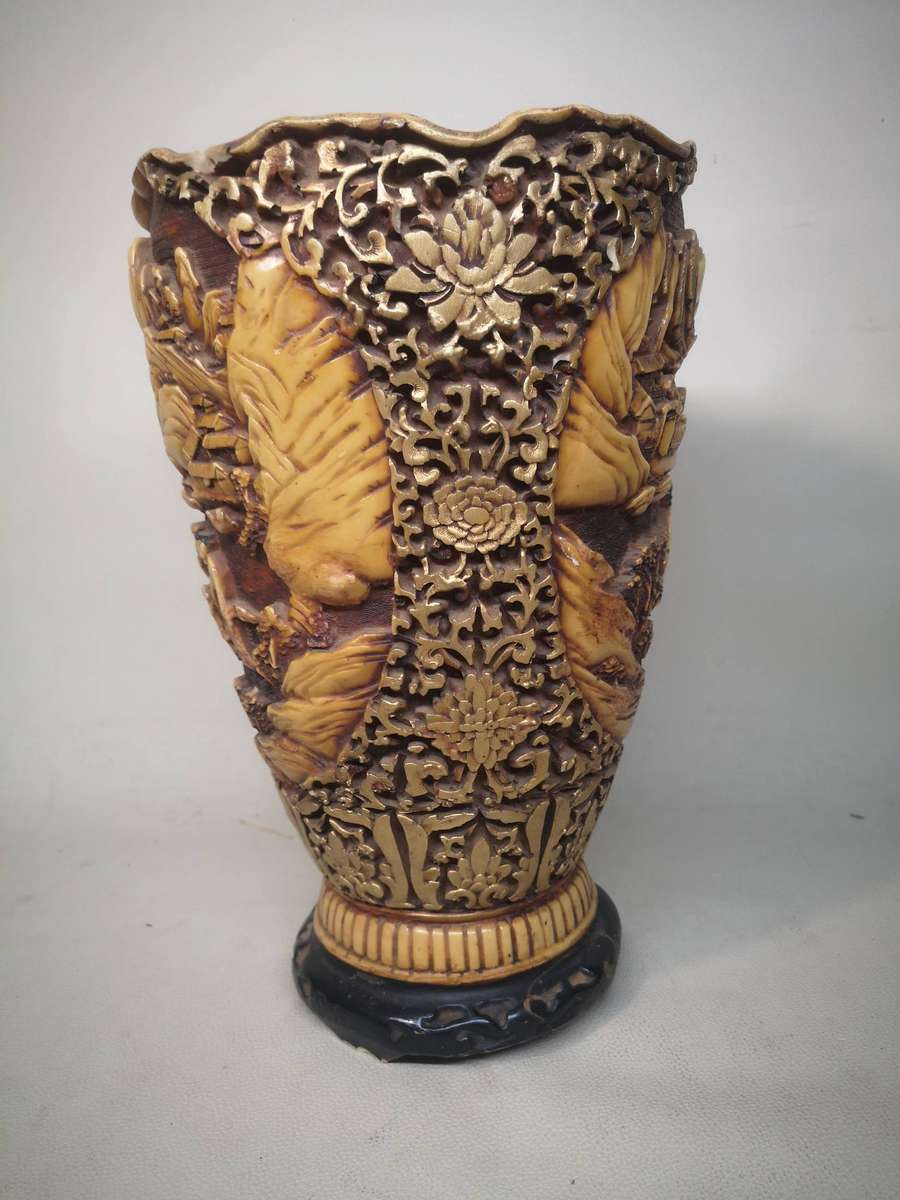 Antique Chinese Resin Vase Made In Italy - 310mm High