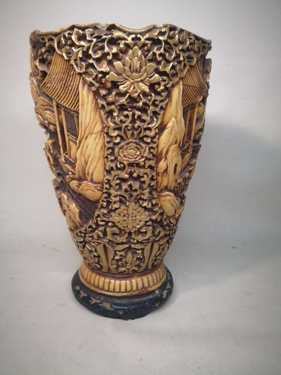 Antique Chinese Resin Vase Made In Italy - 310mm High