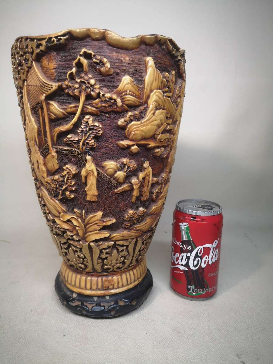 Antique Chinese Resin Vase Made In Italy - 310mm High