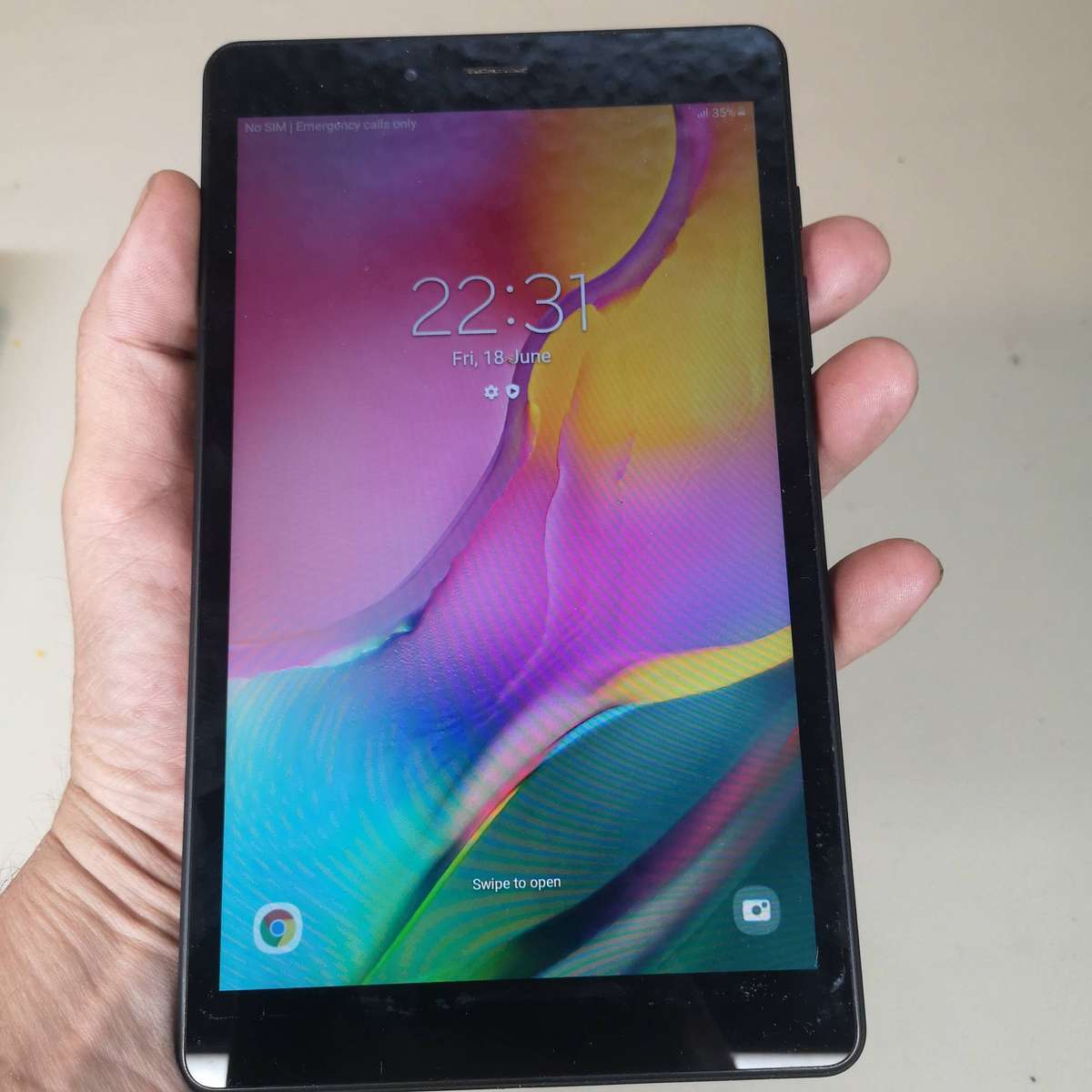 Black Samsung tab A 8.0 inches 32GB - Like New