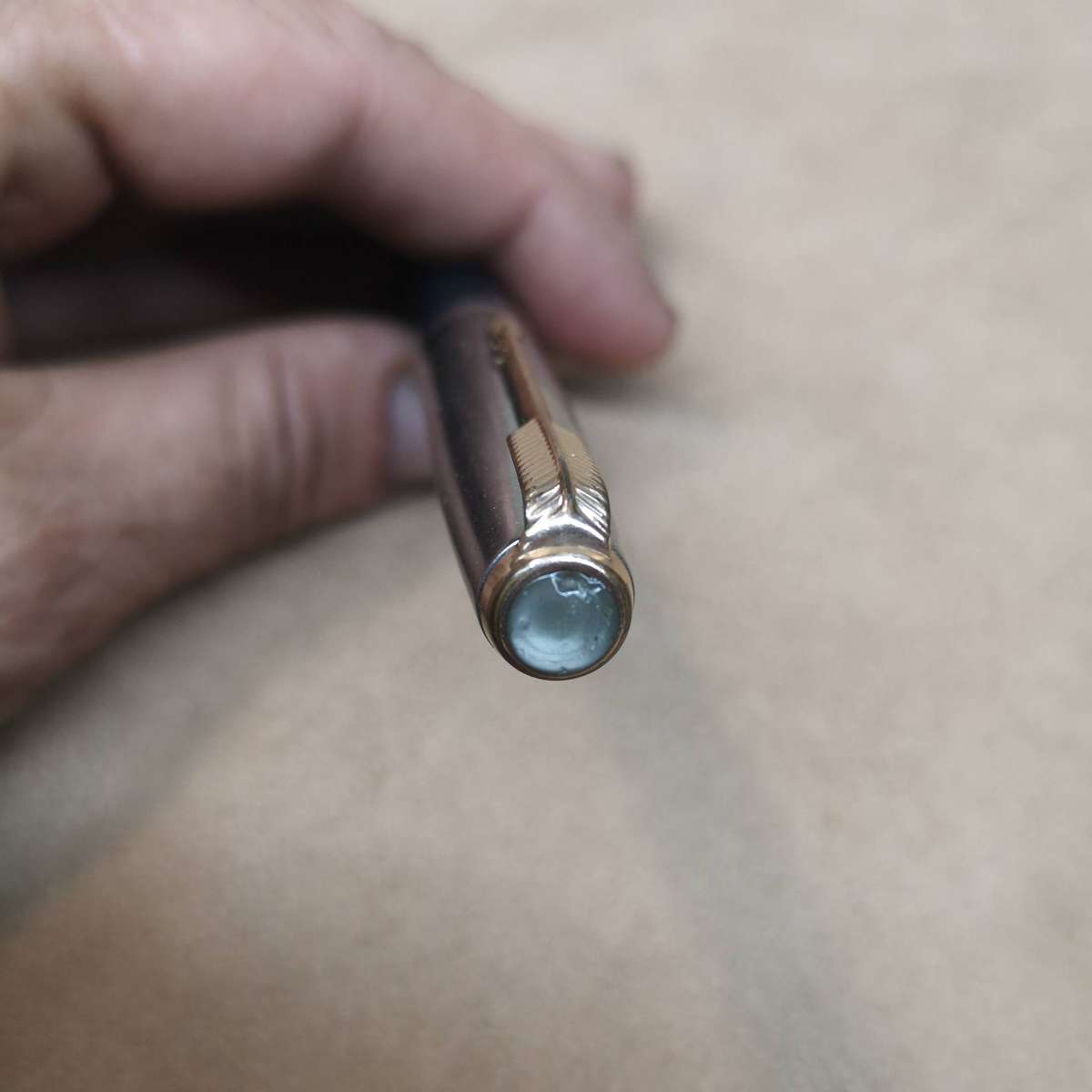 Parker 51 Vacumatic Dark Green 14 karat Gold Nip Fountain Pen 1 of 2