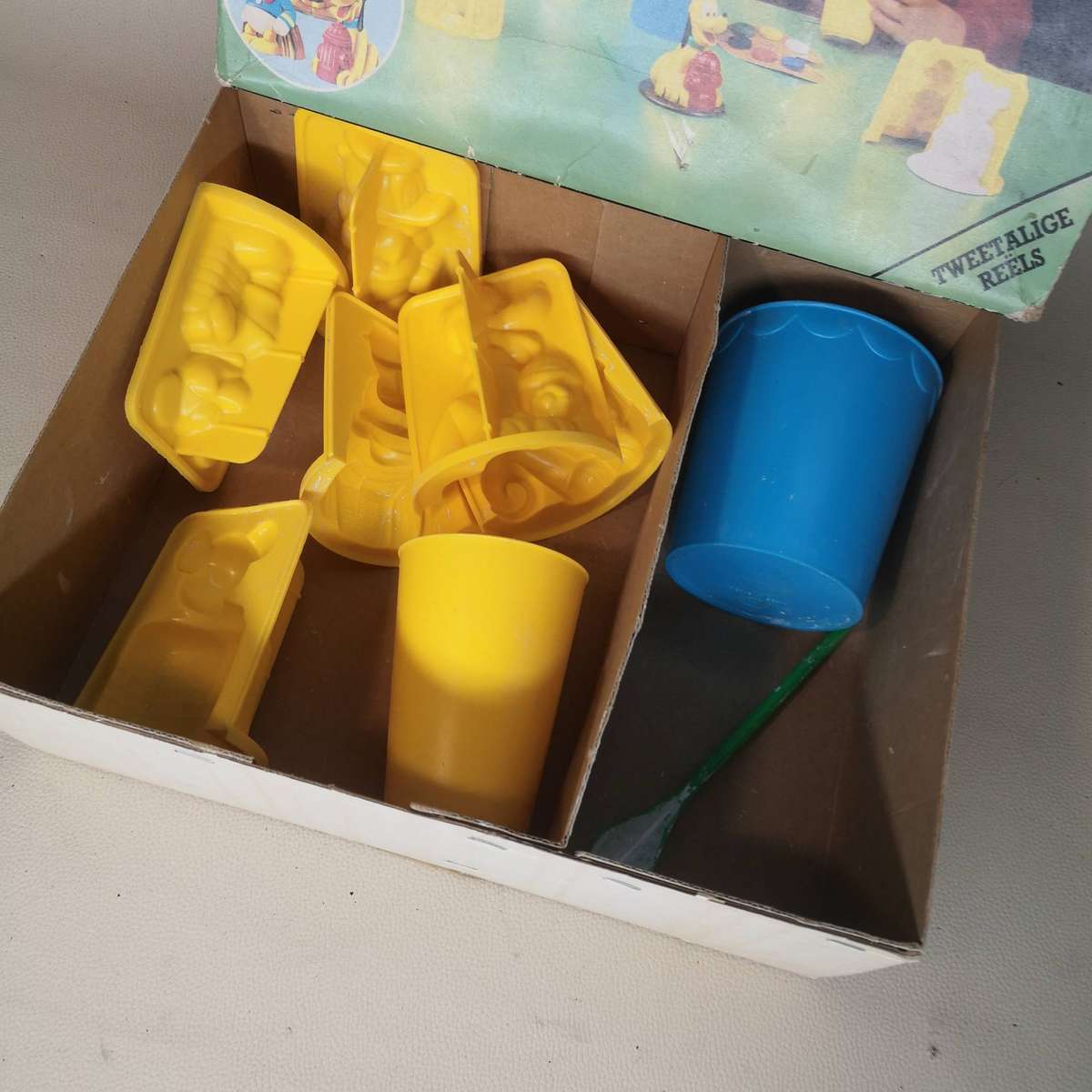 Vintage 1980s Disney Moulding Plaster Set - Donald Duck, Mickey Mouse & Pluto (Complete)