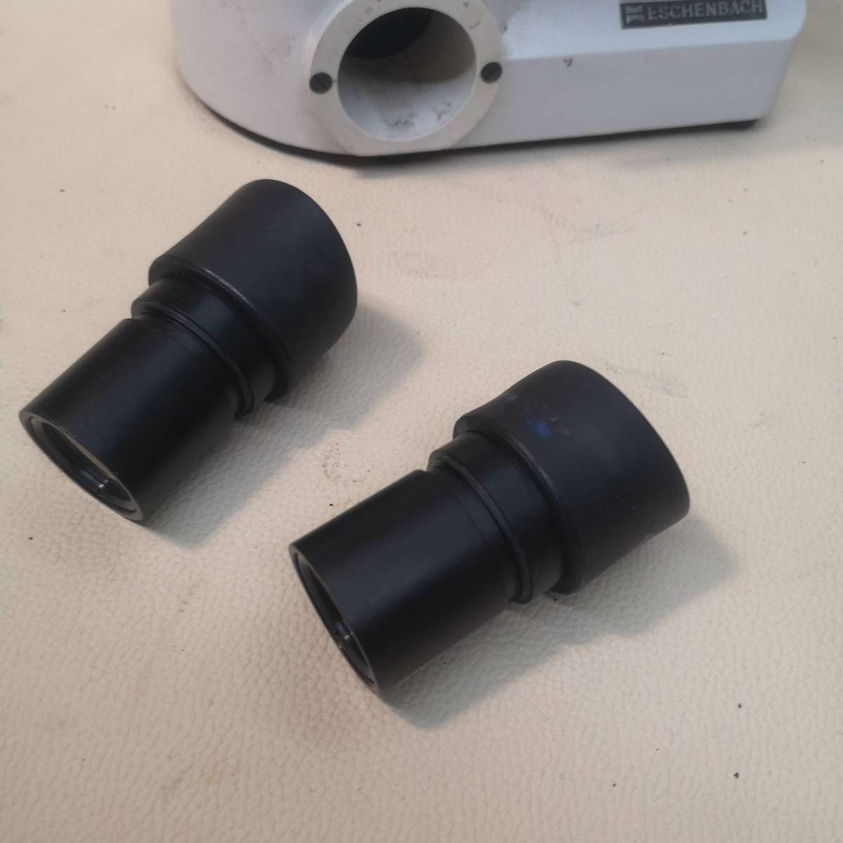 Eschenbach 3320 Binocular Stereolupe Microscope With Extra Eyepieces 100% Working