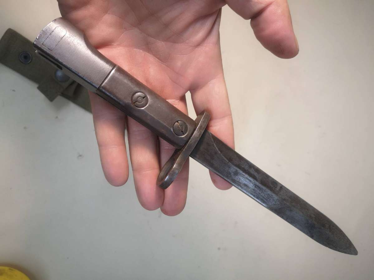 S1 UZI BAYONET WITH METAL SCABBARD & WEBBING FROG