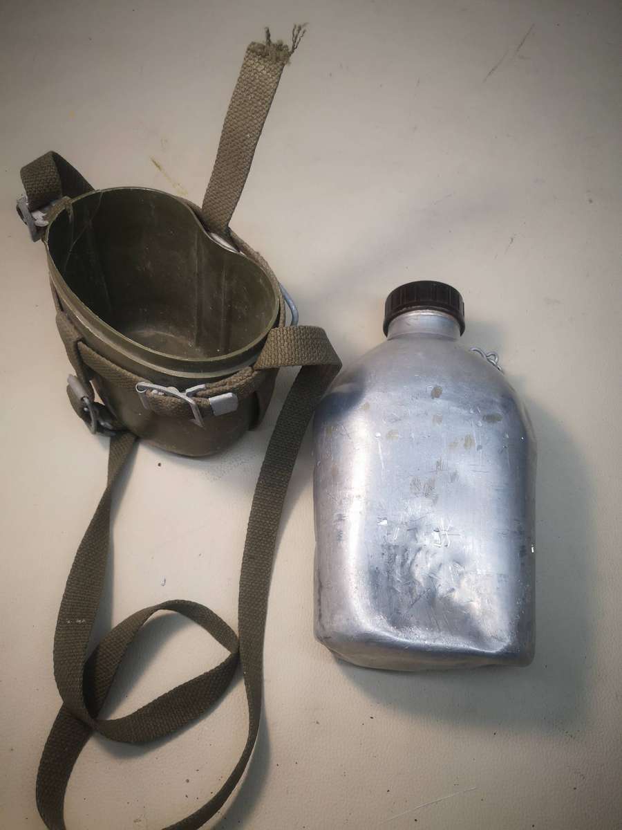 Vintage WWII US Army Canteen
