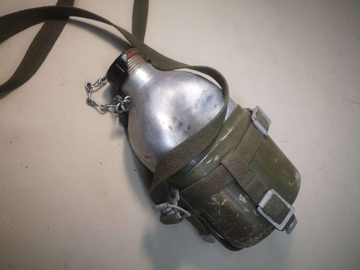Vintage WWII US Army Canteen