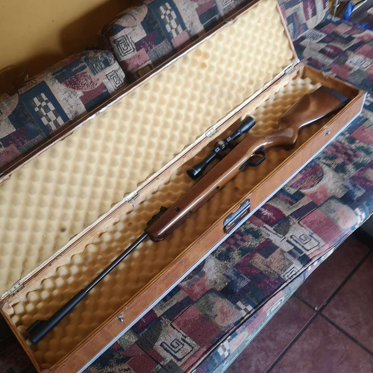 SNIPER AFRILEC AIR RIFLE .22cal 5.5mm & 4x32 Sniper Telescope In Wooden Case