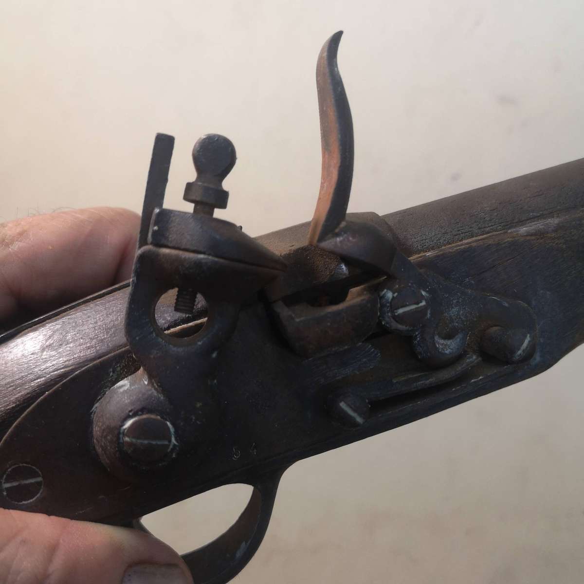OLD ORIGINAL British Military 1800's flintlock, with ramrod (Deactivated)