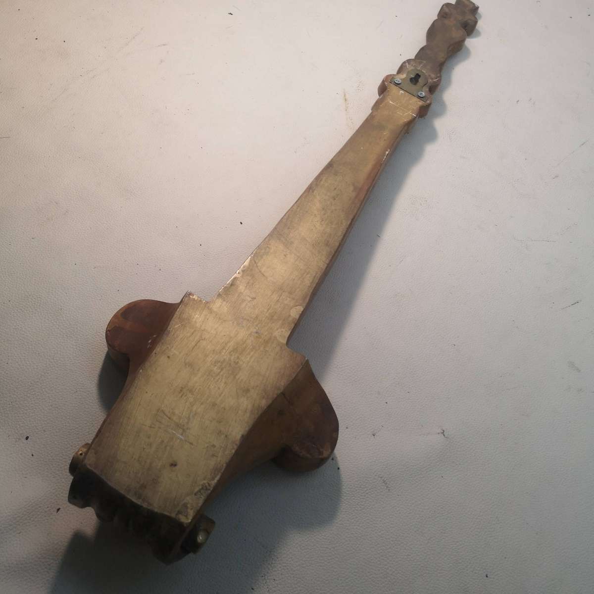 A 20th Century Pair of French Style Gilt Painted Wooden Plate Holders 630mm