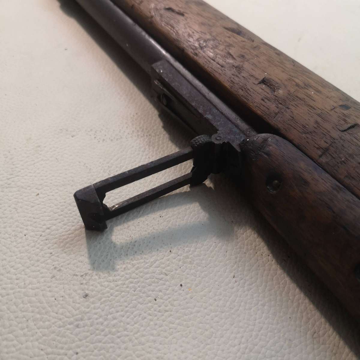VINTAGE LEE - ENFIELD. 1903. DEACTIVATED