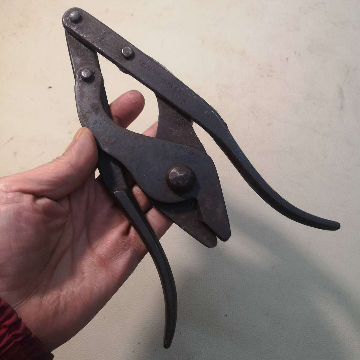 British WWI 1917 folding barbed wire cutters