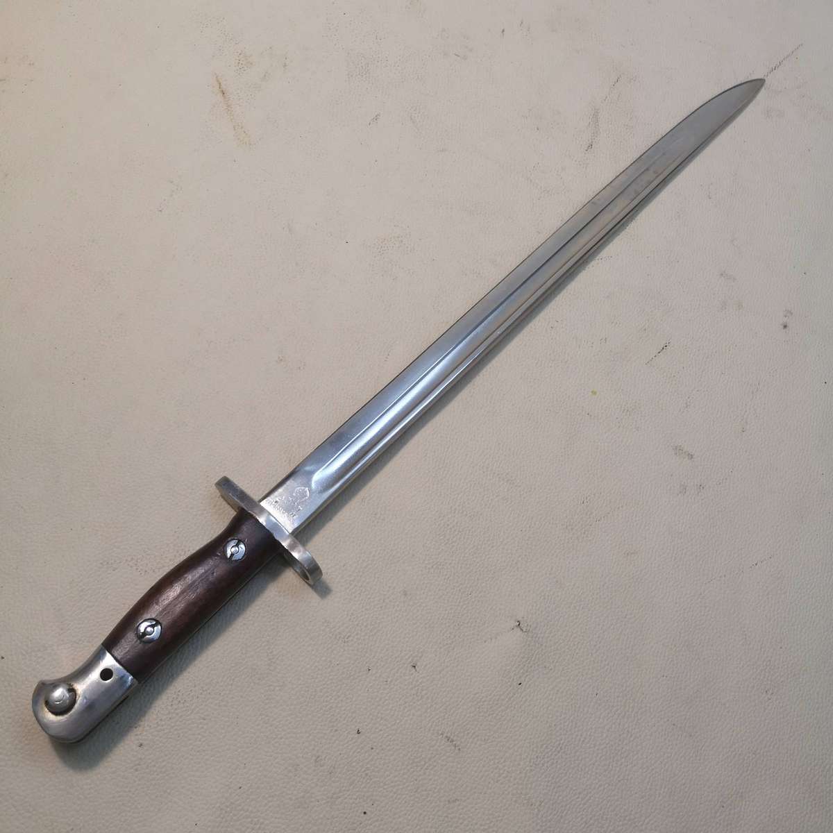 Magnificent British WWI P-1907 Enfield Bayonet by SANDERSON dated 1907 - No Scabbard