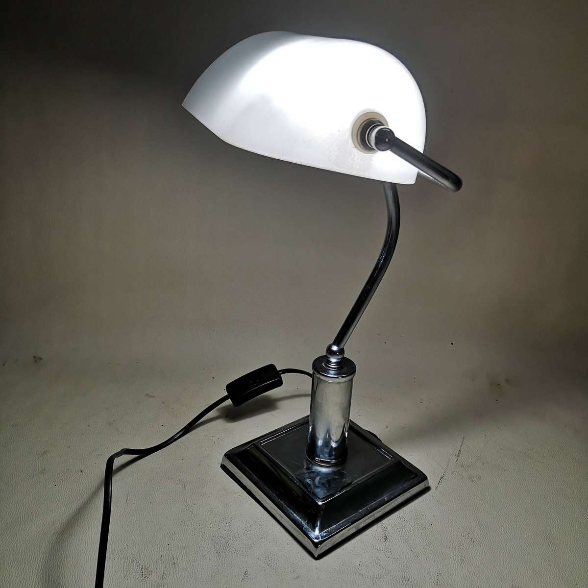 Art Nouveau Bankers Lamp White Silver 2 of 2