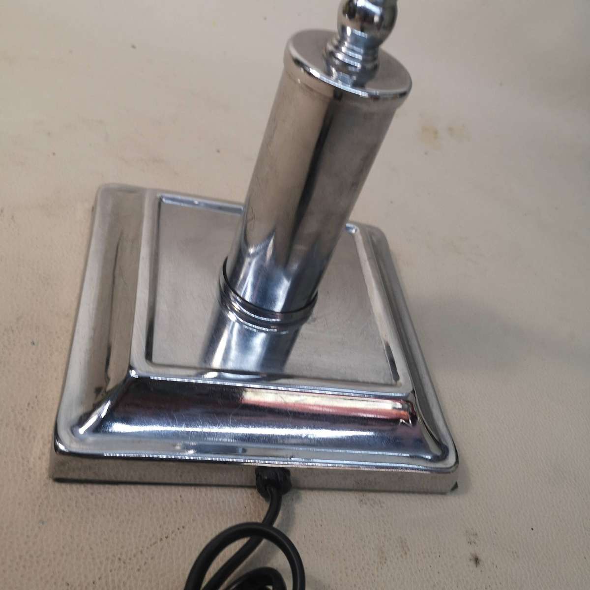 Art Nouveau Bankers Lamp White Silver 2 of 2