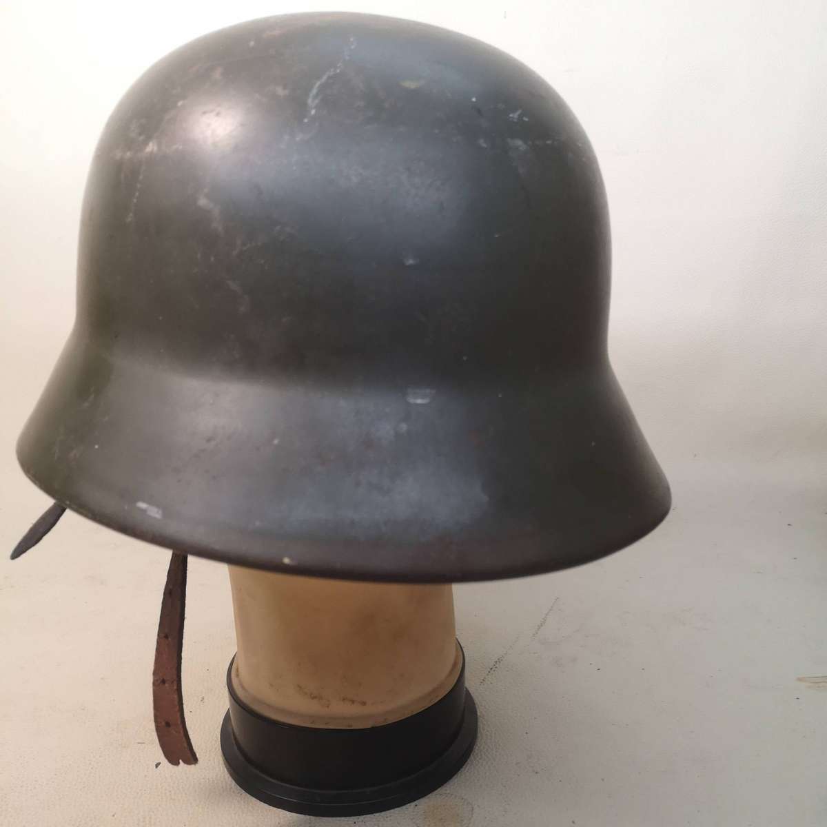 GERMAN M53 POLICE (BGS or Bundesgrenzschutz) STAHLHELM (STEEL HELMET) FROM THE 1950S SIMILAR TO WW2