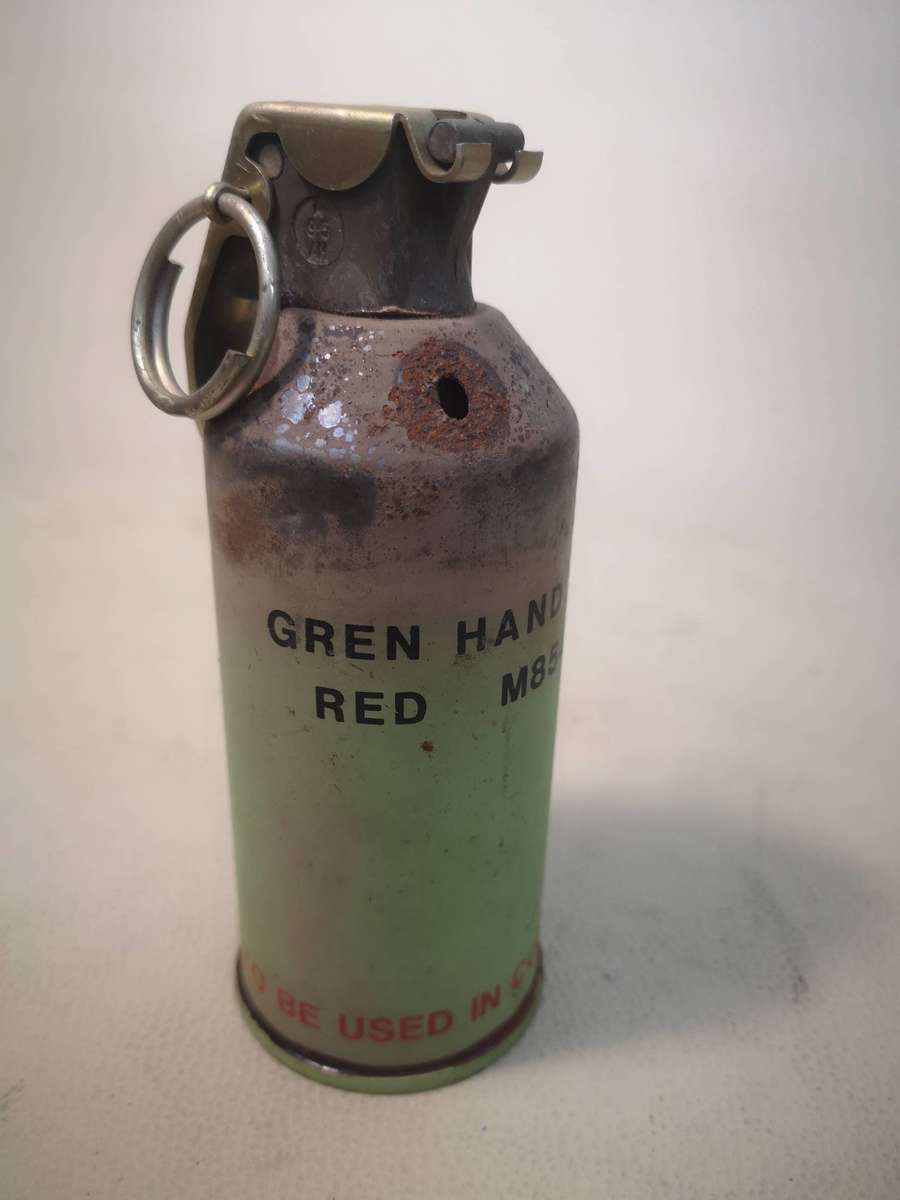 RED SMOKE GRENADE COMPLETE-FFE-INERT