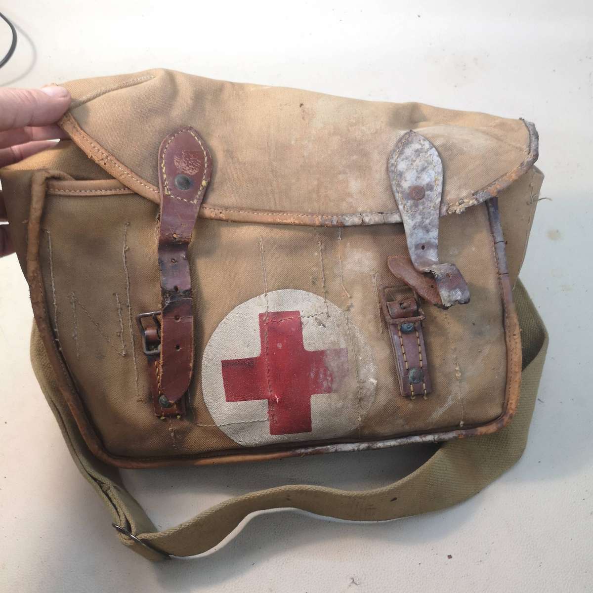 Rare Authentic Original WW2 British Army Medic dressing bag 1940 with Medical Contends