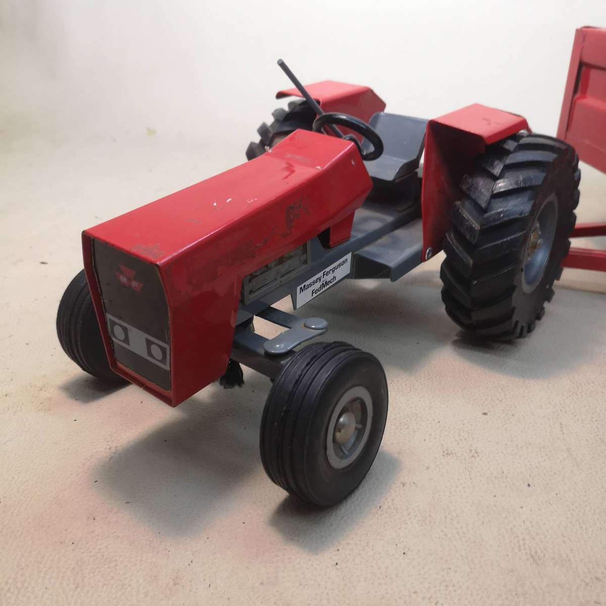 ORIGINAL STRIKE TOYS STEEL MODEL MASSEY FERGUSON 290 TRACTOR AND TRAILER - Sunning Condition