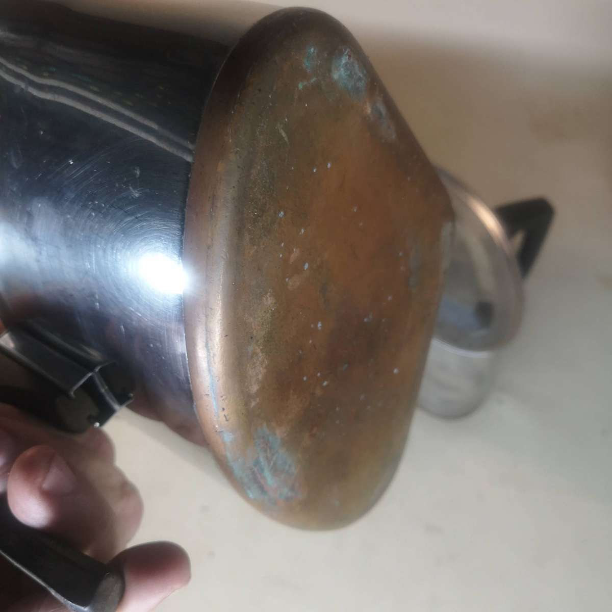 AN INCREDIBLE SET OF THREE VINTAGE COPPER BOTTOM POINTERWARE "TRIANGULAR" COOKING POTS