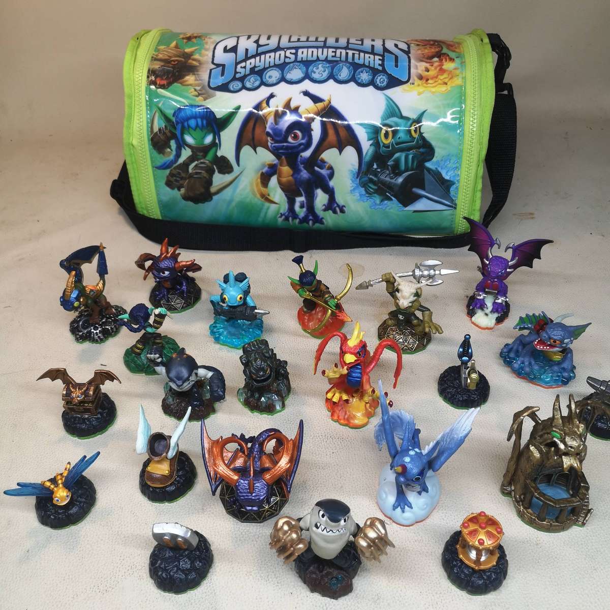 Huge Skylander Figure Collection with an Skylanders SPYRO'S Adventure Storage Case