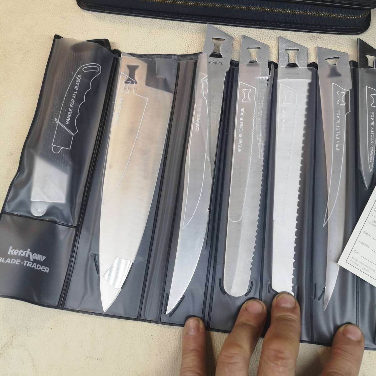 Kershaw Kai Blade Trader Set 6 Interchangeable Blades, Handle and Carrying Case