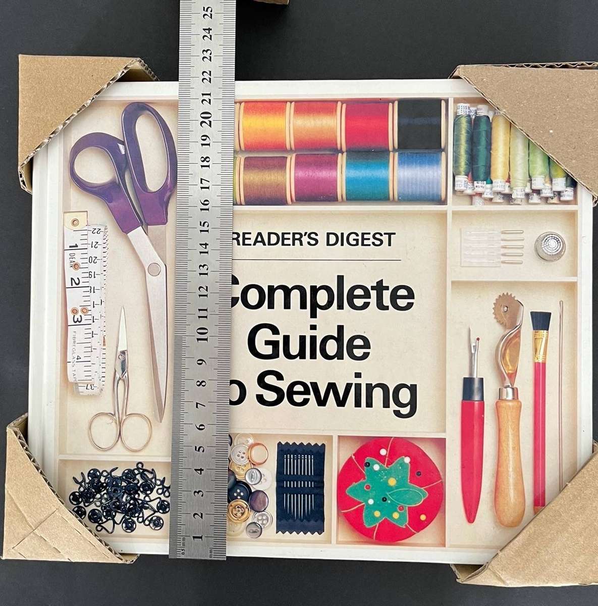 Reader's Digest Complete Guide to Sewing