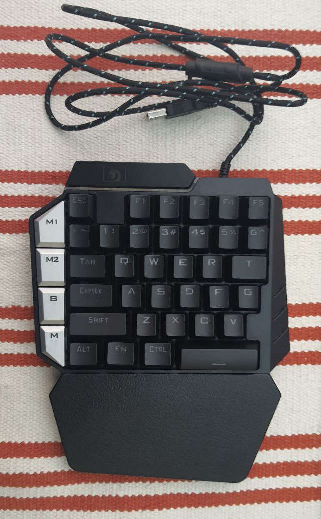 Mechanical One-Hand Keyboard
