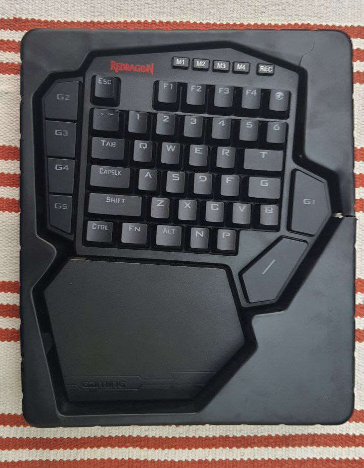 Redragon DITI - Mechanical One-Handed Keyboard