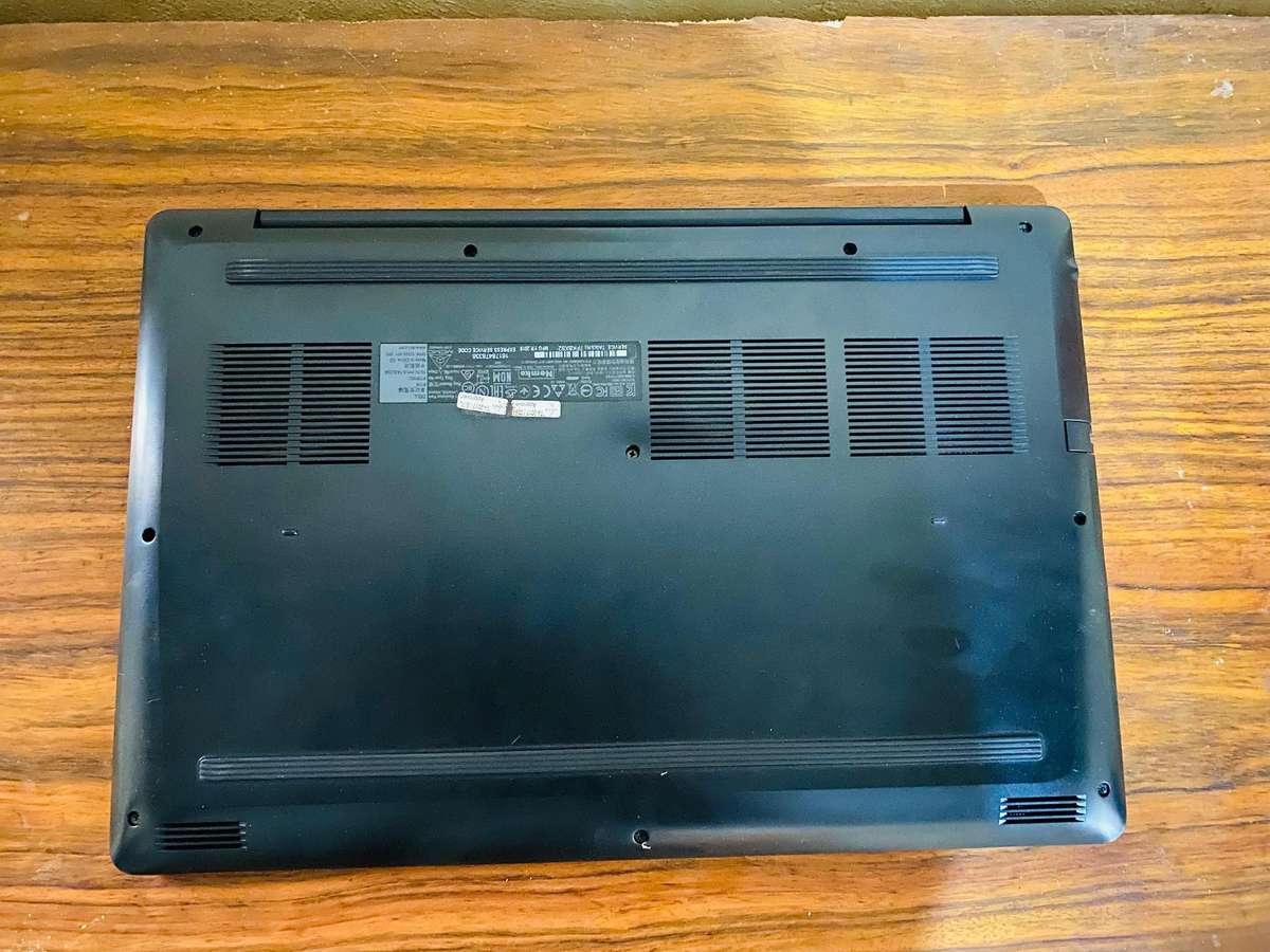 DELL G3 3579 ** i7-8750H @2.2ghz, GEFORCE GTX 1050Ti, 16GB RAM 256GB NVME +1TB HDD, Mint Condition