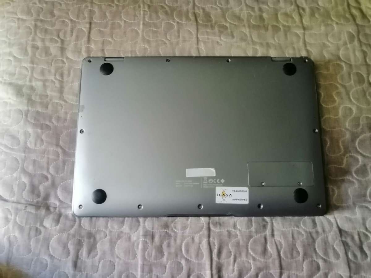 Mecer ya13q20, 13.3" 128GB SSD 4GB RAM