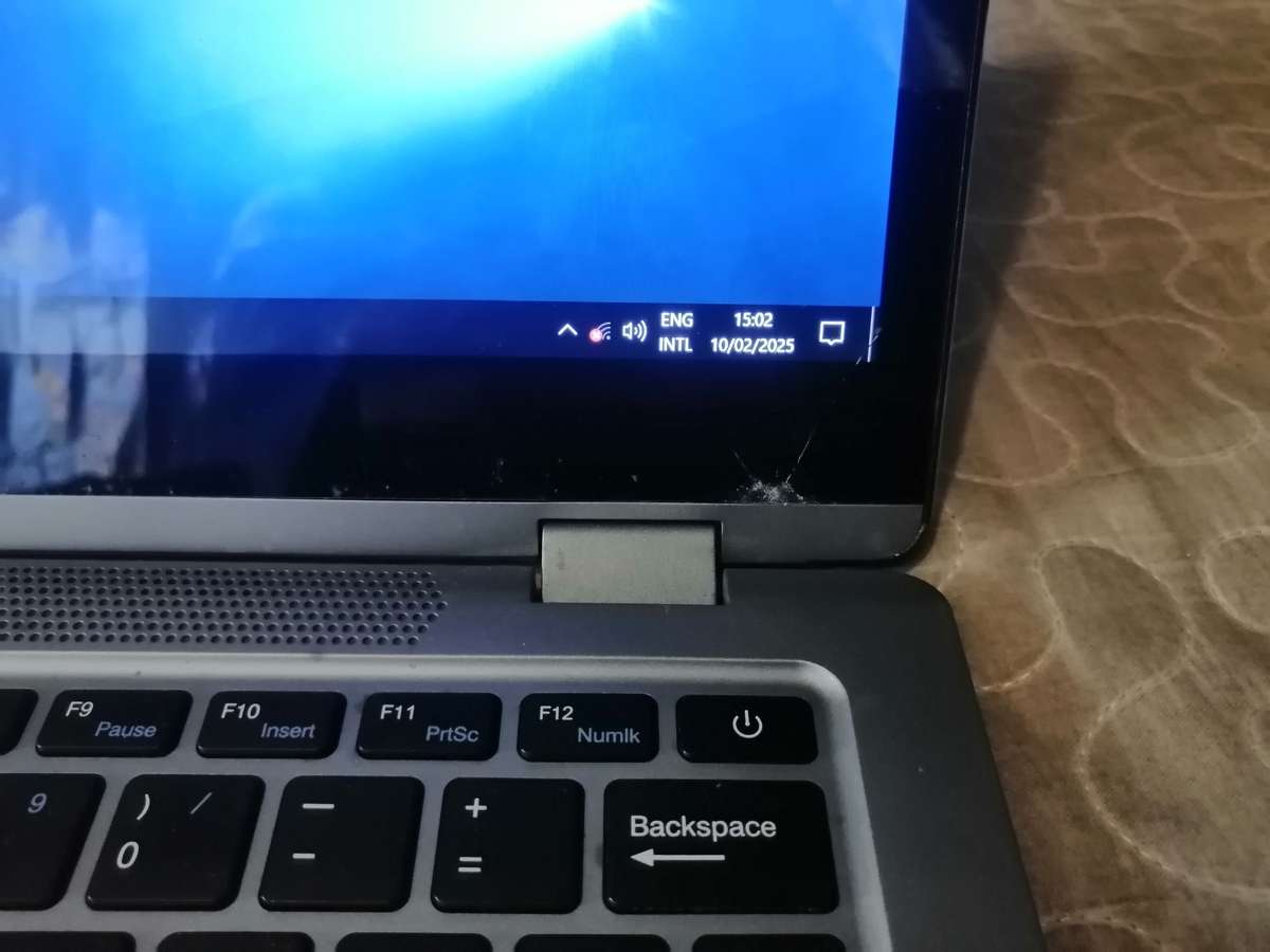 Mecer ya13q20, 13.3" 128GB SSD 4GB RAM