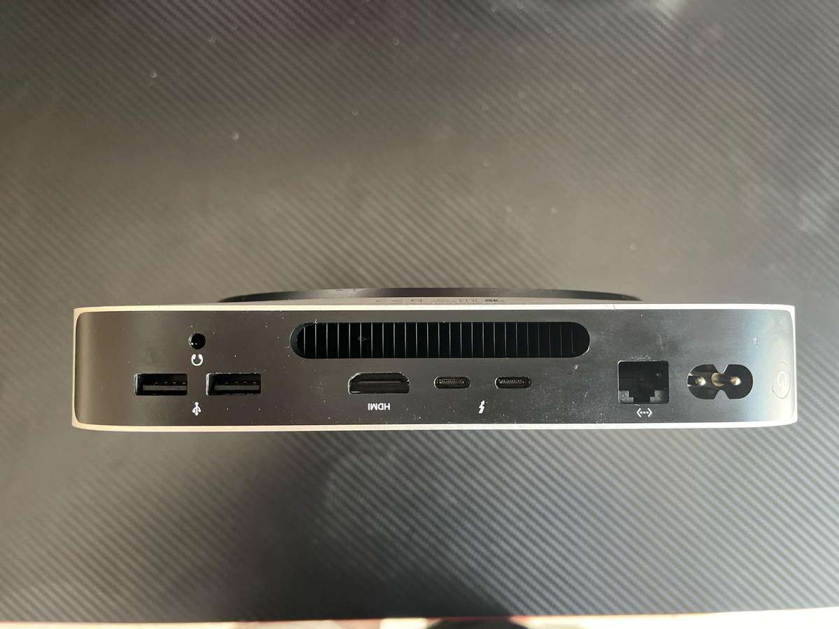 Apple Mac Mini 2023 - M2 Chip