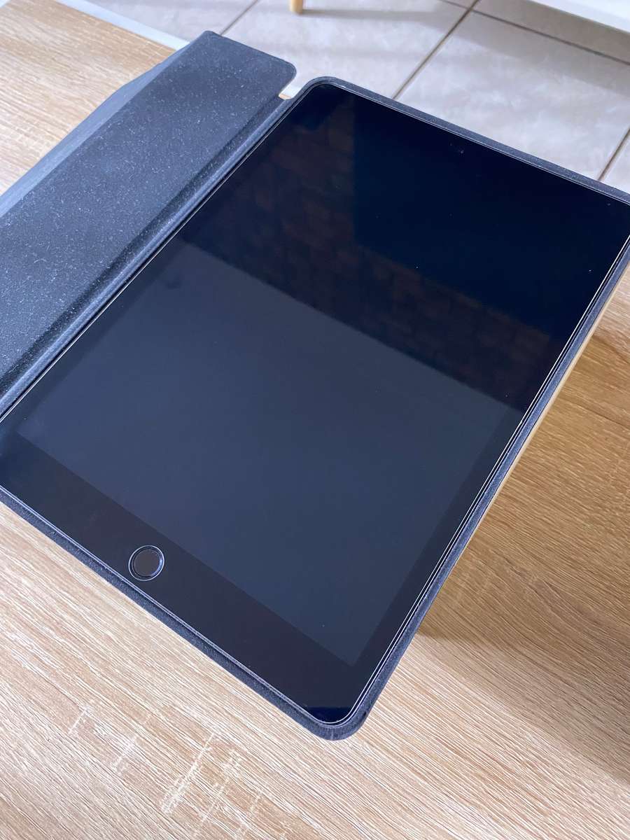 Apple iPad 7th Generation (2019) | 32GB WiFi Only | Space Grey