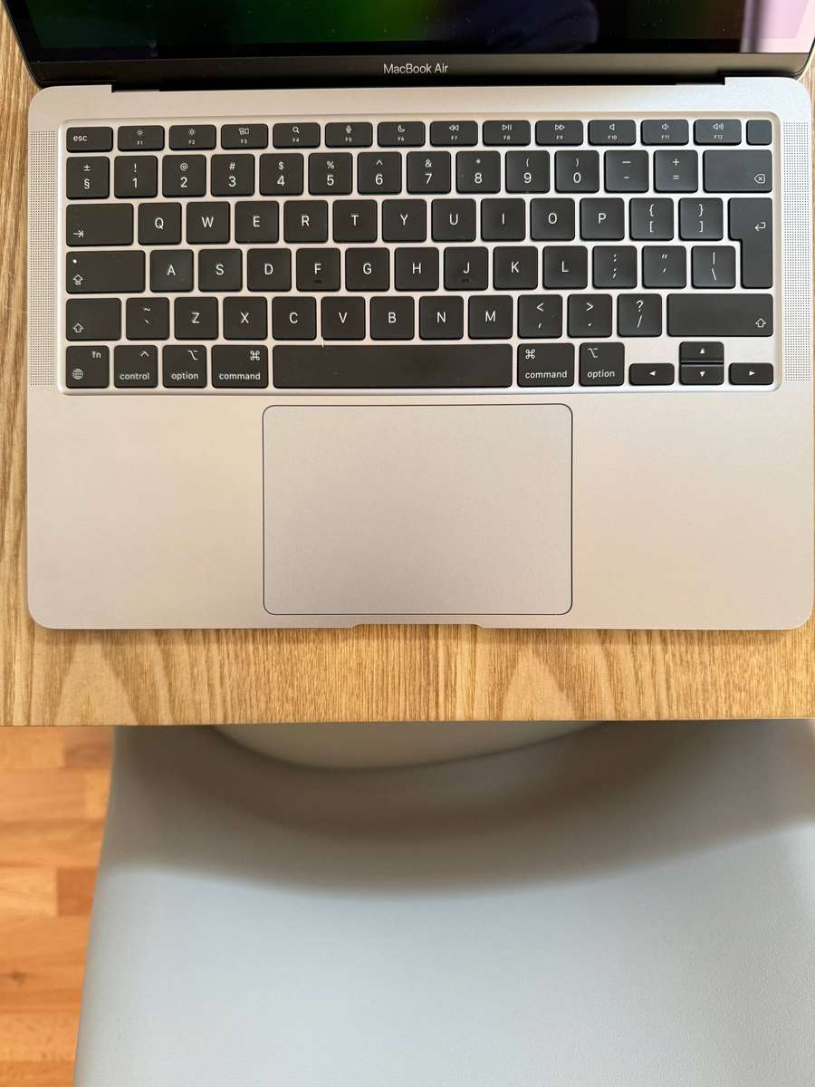 MacBook Air 13-inch M1 chip - (Mint Condition!)