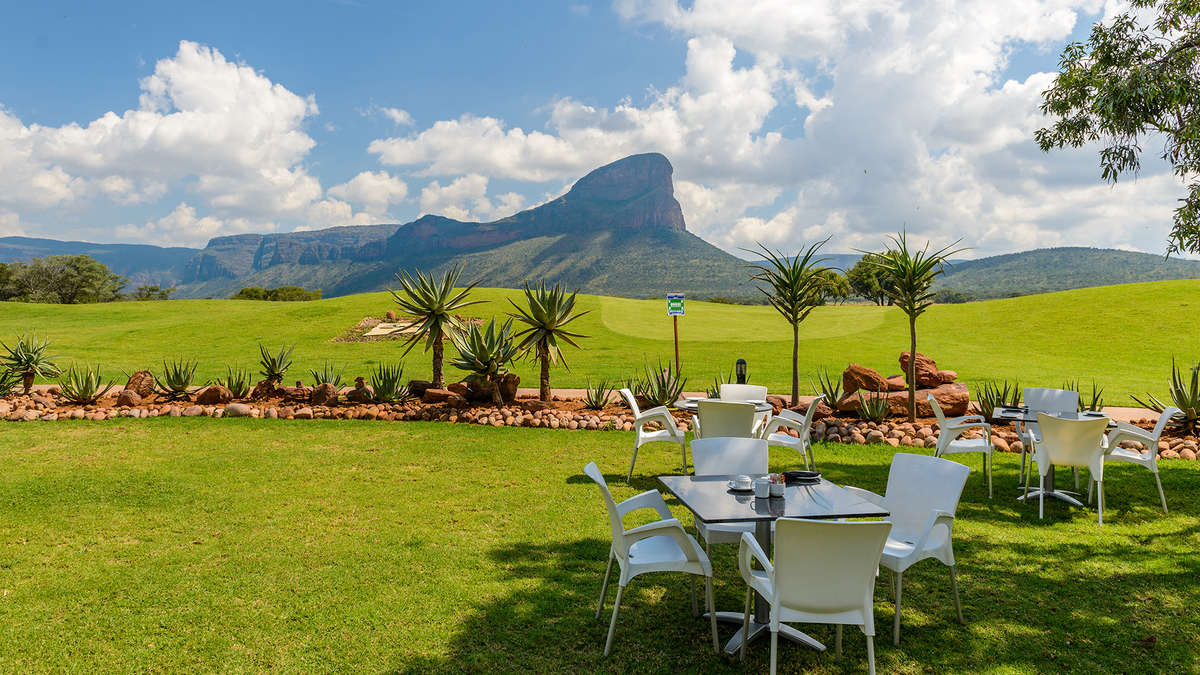 Monomotapa Village, Legends Golf and Safari 18-11-2024 - 22-11-2024 (4nights-6 sleeper)