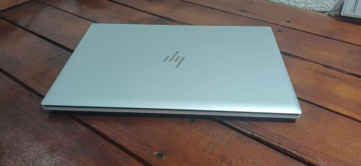 High end laptop, Basically brand new HP 840 G8 under HP factory warranty for 1 year and 3 Months