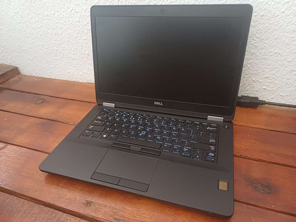 Dell Latitude E5470 with 8GB RAm and 256GB Nvme